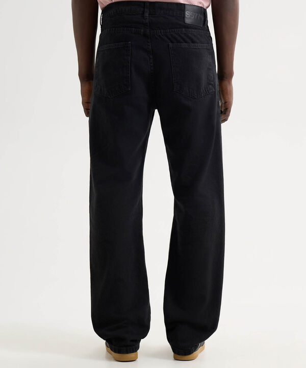 Jeans para hombre image number null